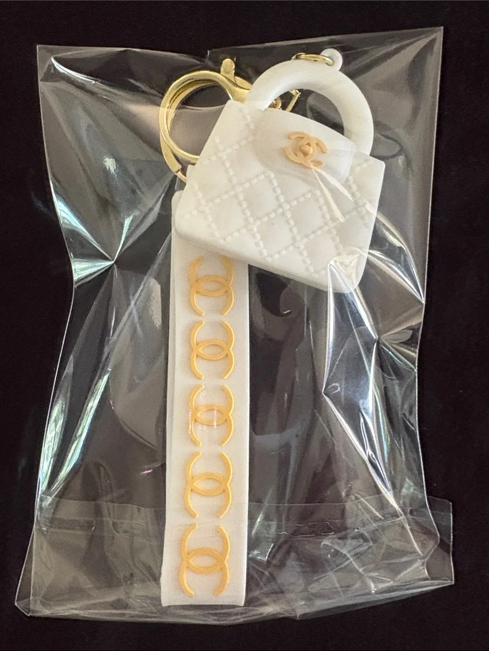 Fashion White Quilted Look PVC Handbag Keychain Bag Charm with Strap